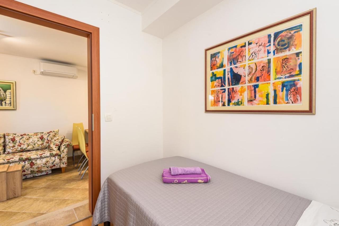 Apartment Jadranka With Sea View In Rogotin 外观 照片